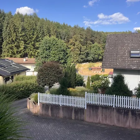 Hessenstube Am Waldrand *