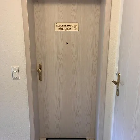 Hessenstube Am Waldrand Apartamento